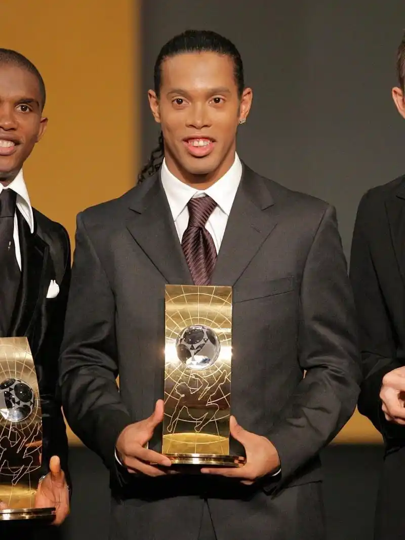 促使他重新 促使他重新